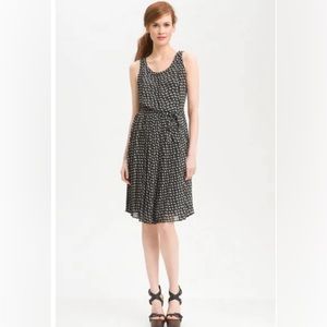 Beautiful Halogen chiffon, pleated dress